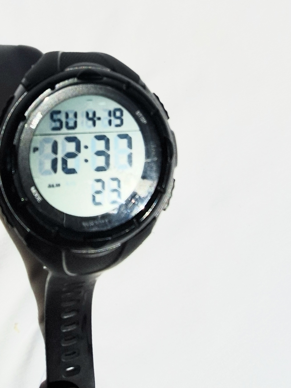 Chunky Digital Wristwatch WR 30M Round Face Black Buckle Band